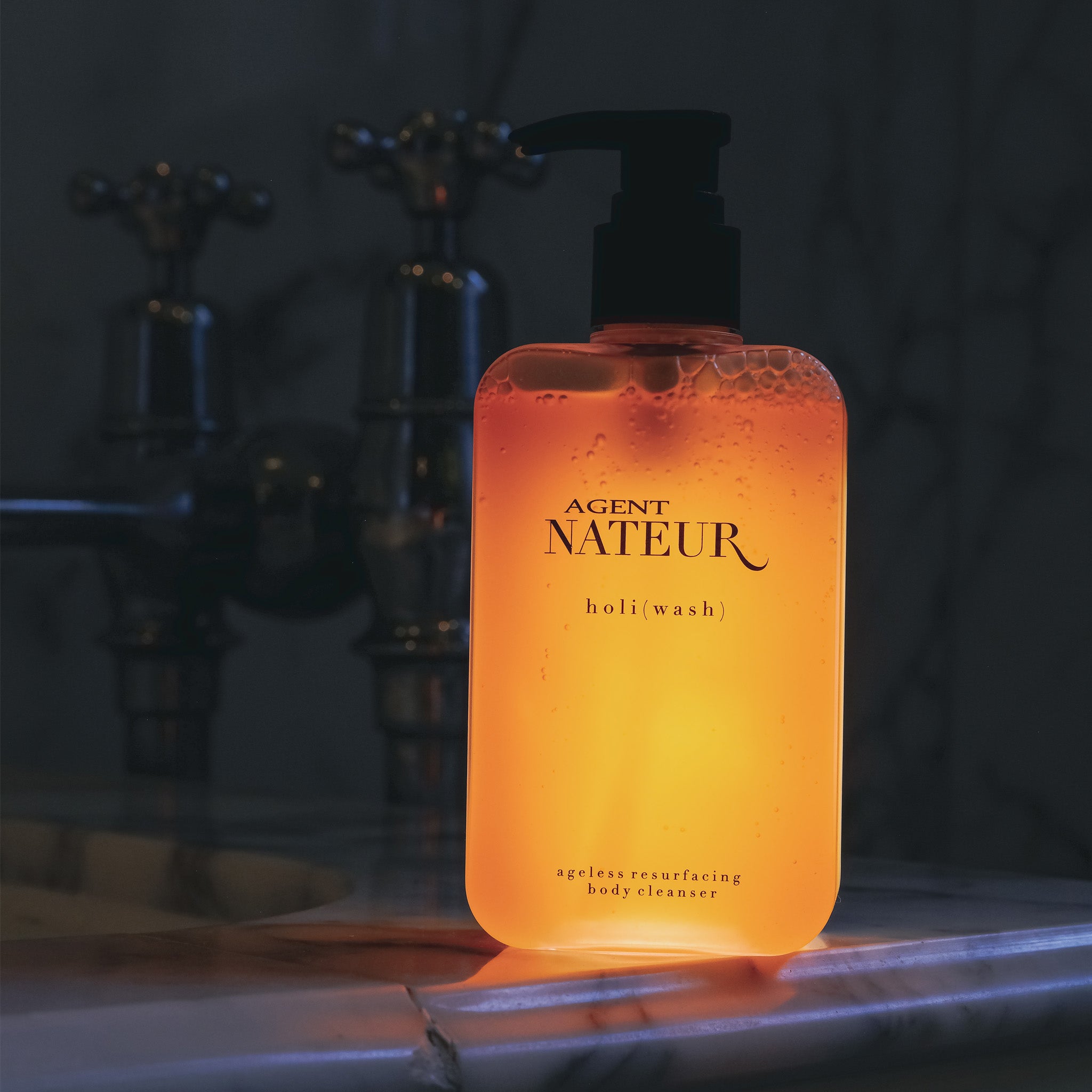 HOLI (WASH) AGELESS RESURFACING BODY CLEANSER